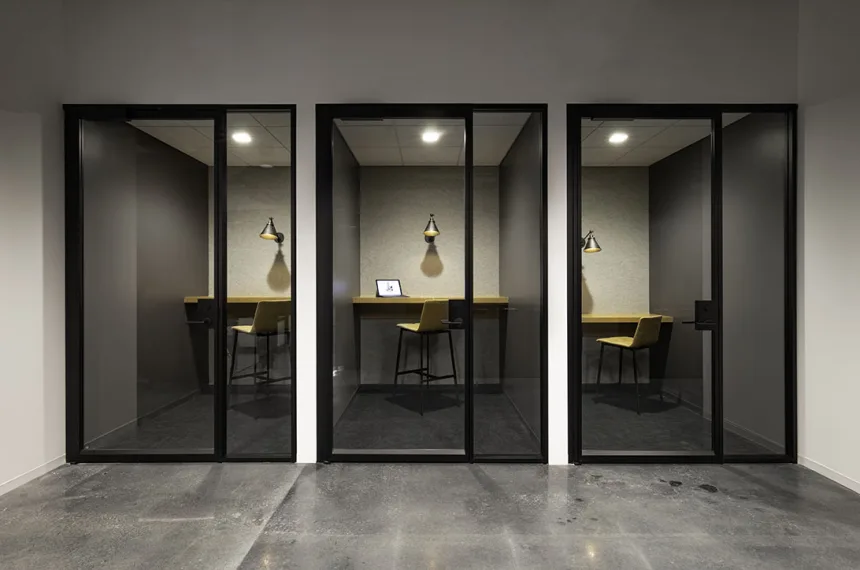 21 South Meeting Phone Booths