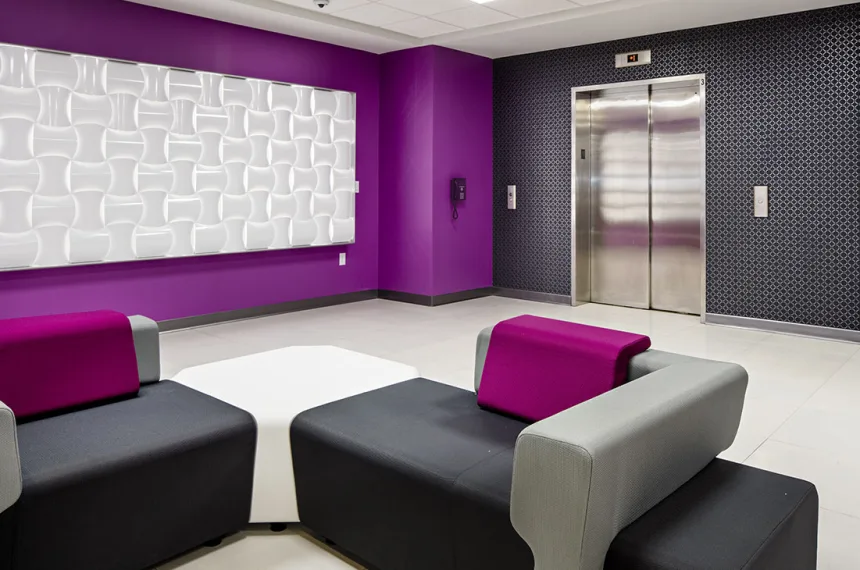 484 Broad Lounge Area